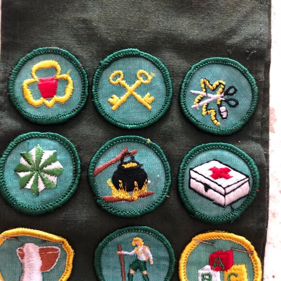 Vintage 60s 70s girl scout sash merit badges pins Scarf Songbook Soap Lot Bundle - Picture 6 of 7